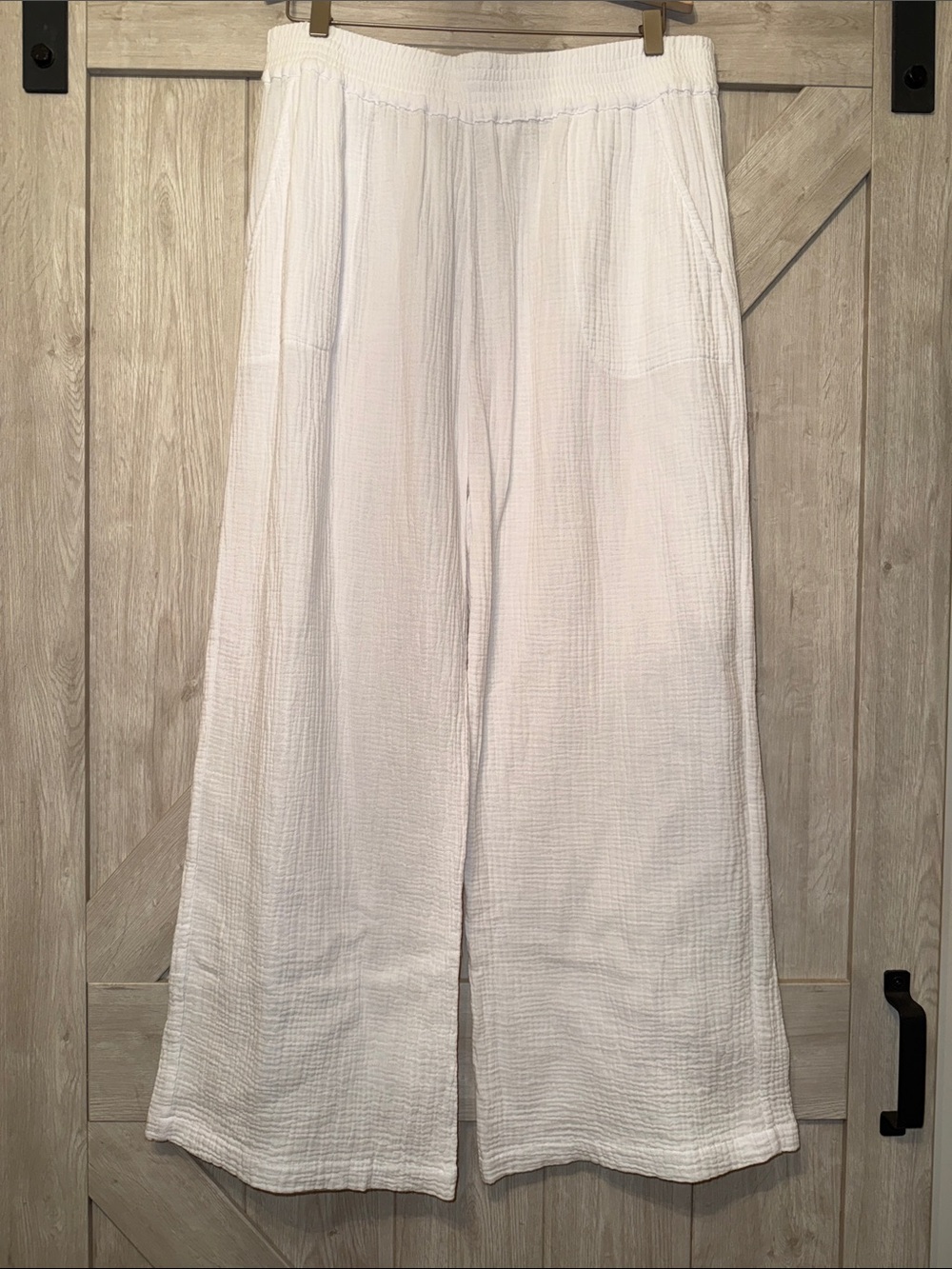 Alice Walk Gauzy pants in white
